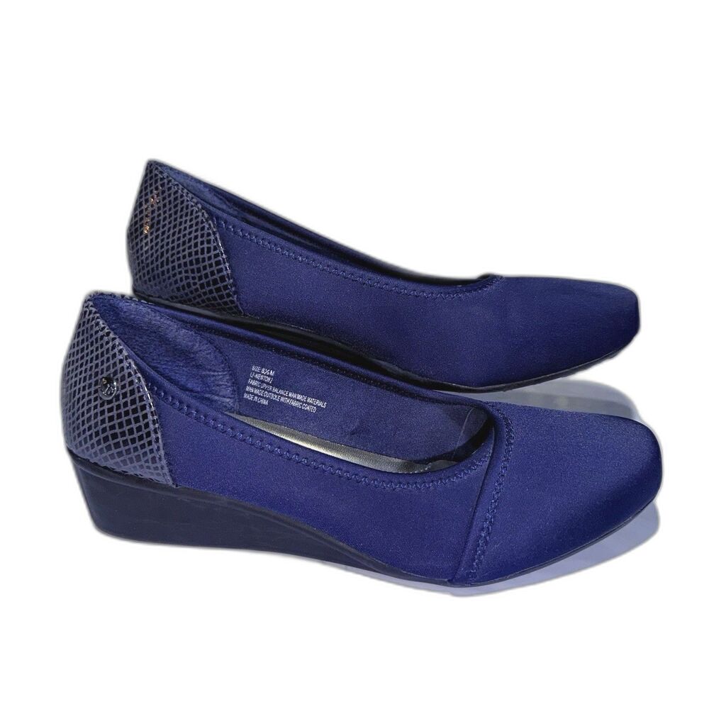 LONDON FOG wedge heel shoe Size 8.5 M Dark Blue snakeskin-textured